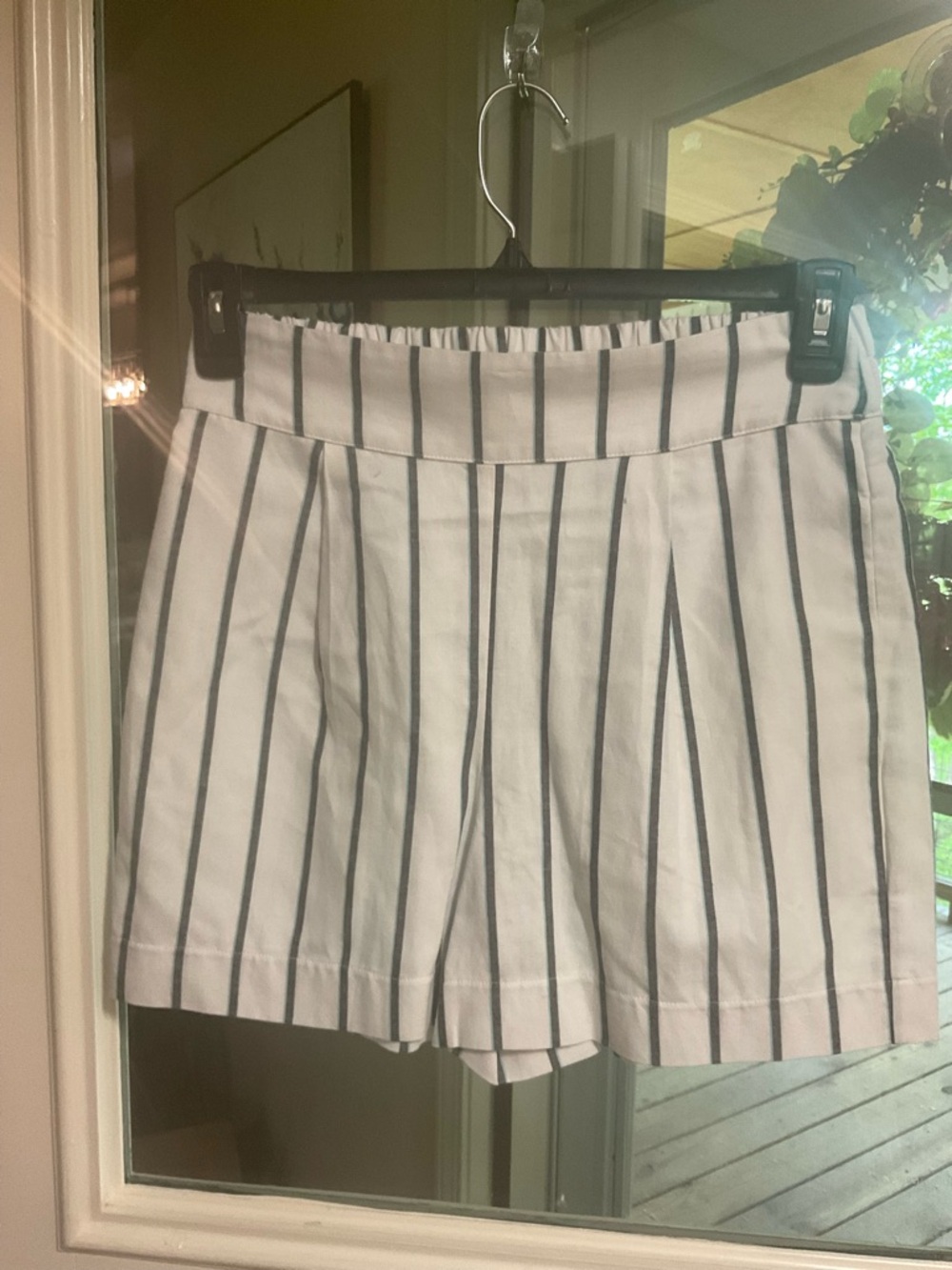 Tyler Boe White High-Waist Shorts with Gray/Blue Pinstripes